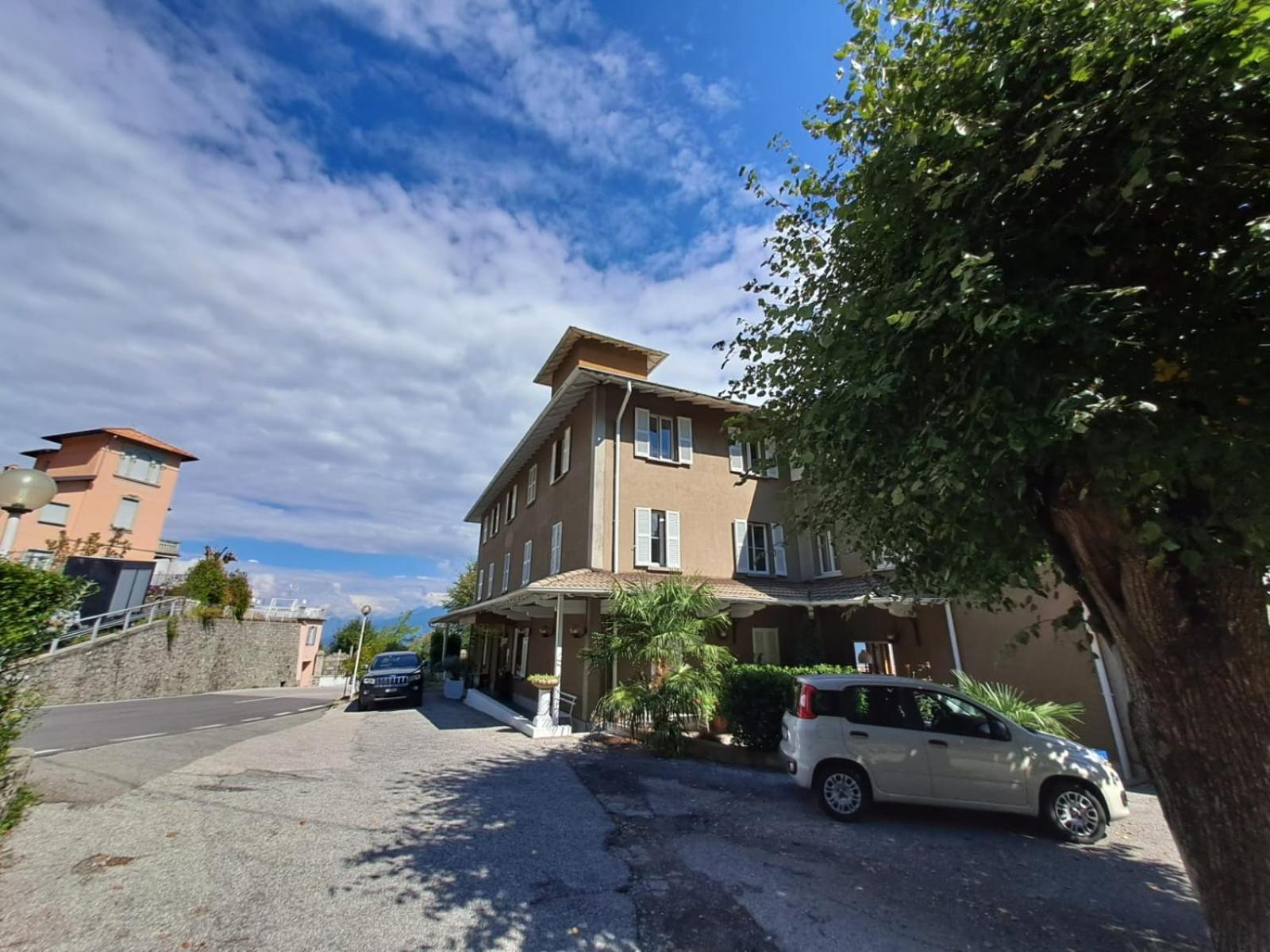 Provinciale 79 Hotel Magreglio Екстериор снимка