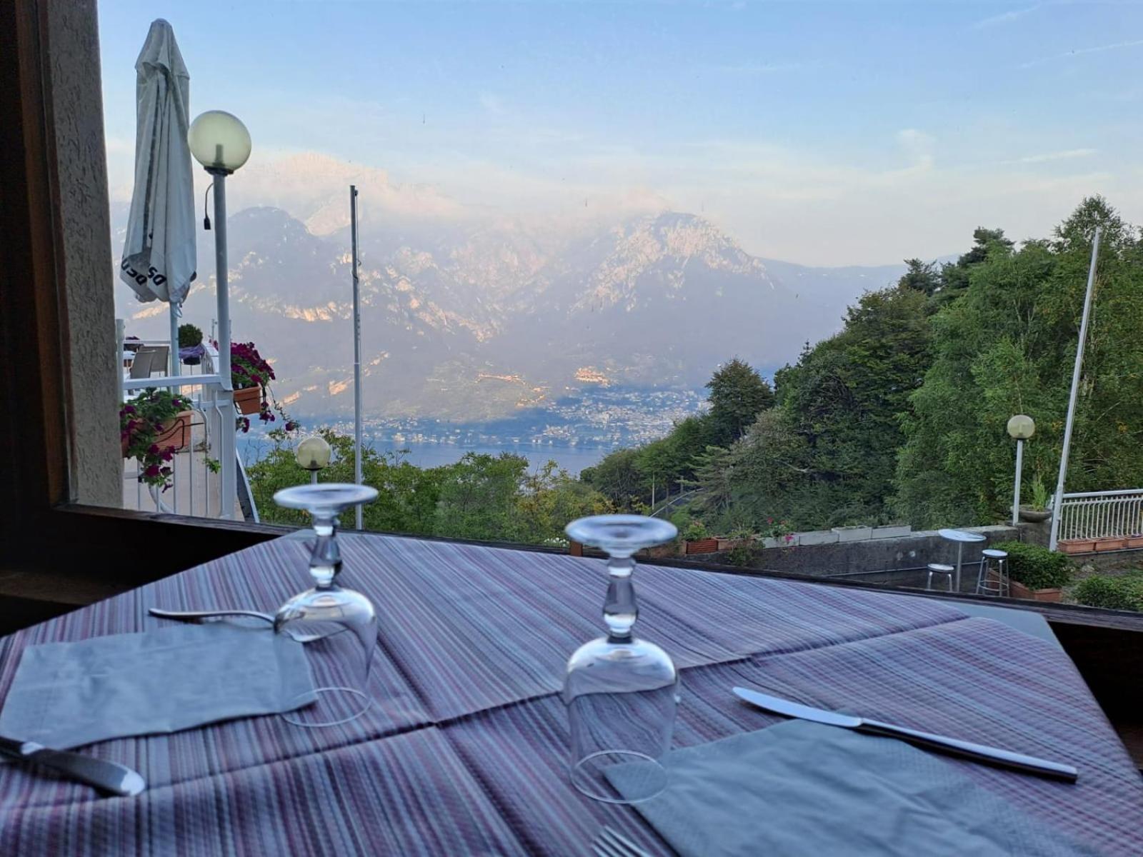 Provinciale 79 Hotel Magreglio Екстериор снимка