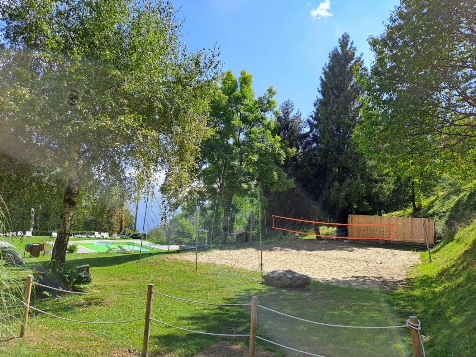 Provinciale 79 Hotel Magreglio Екстериор снимка