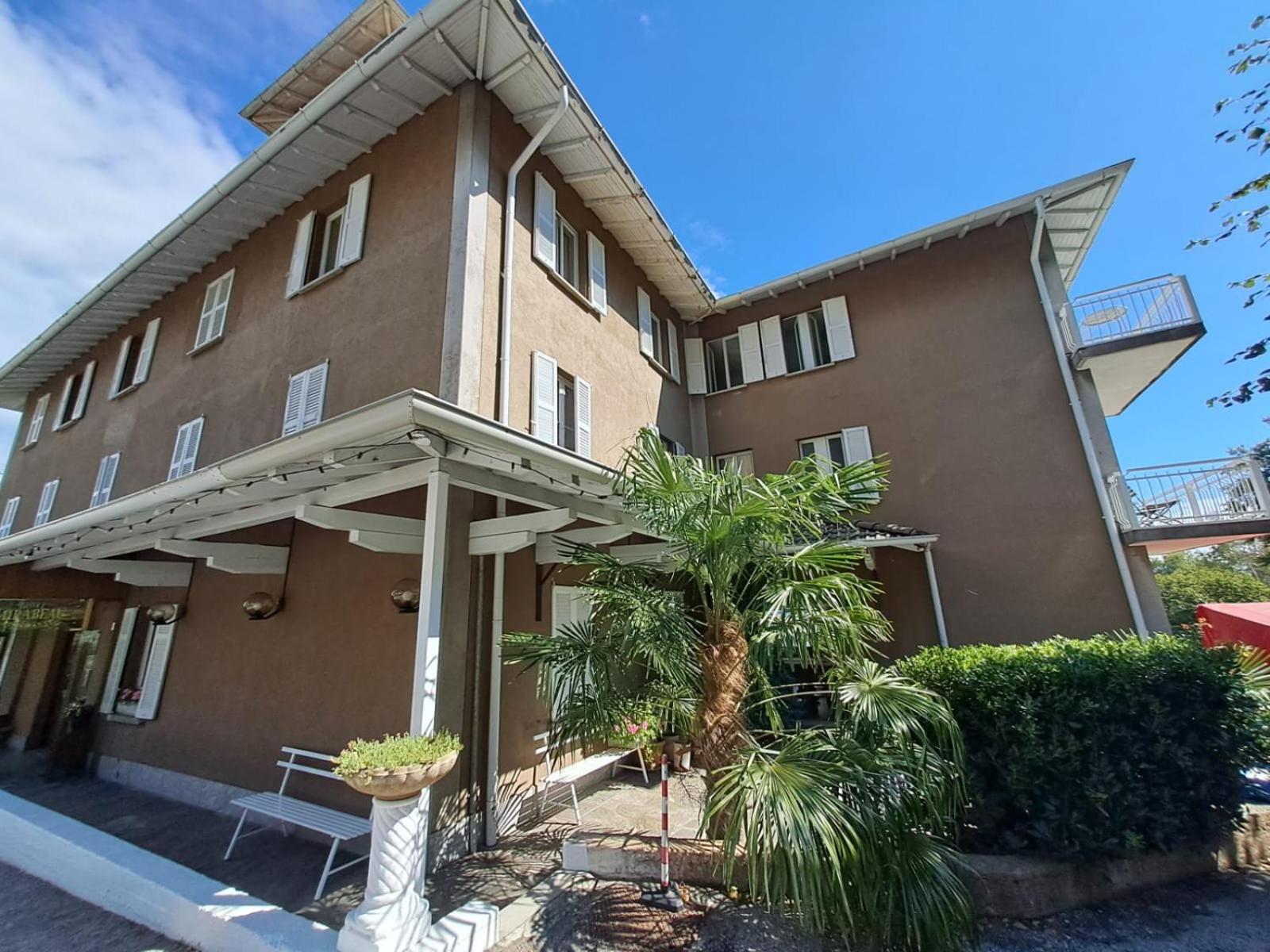 Provinciale 79 Hotel Magreglio Екстериор снимка